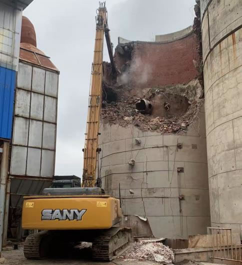 二十天攻堅除險患  一以貫之筑安全——公司石灰廠重大結(jié)構(gòu)隱患應(yīng)急處置工程紀(jì)實1.jpg